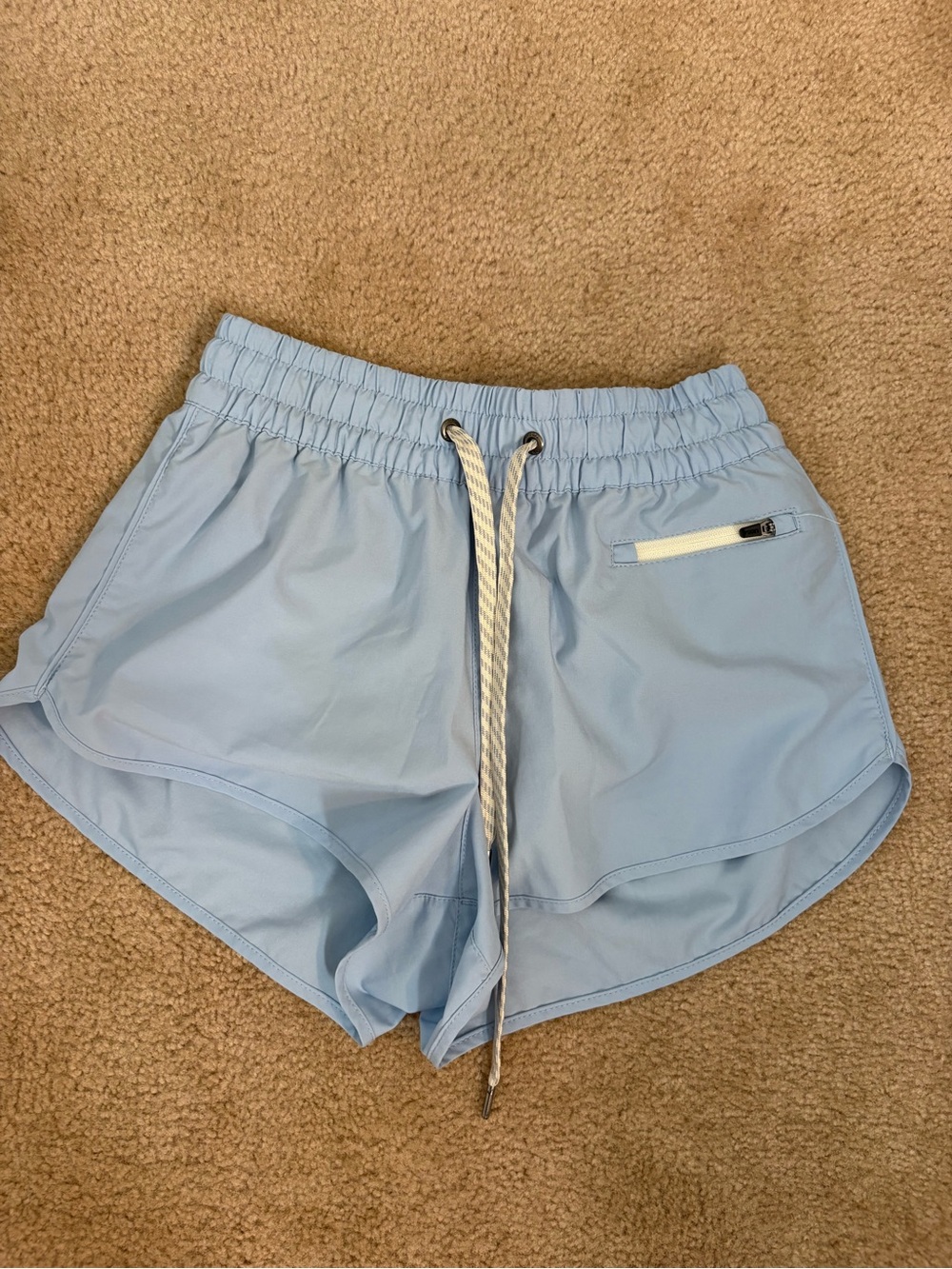 Vuori Shorts